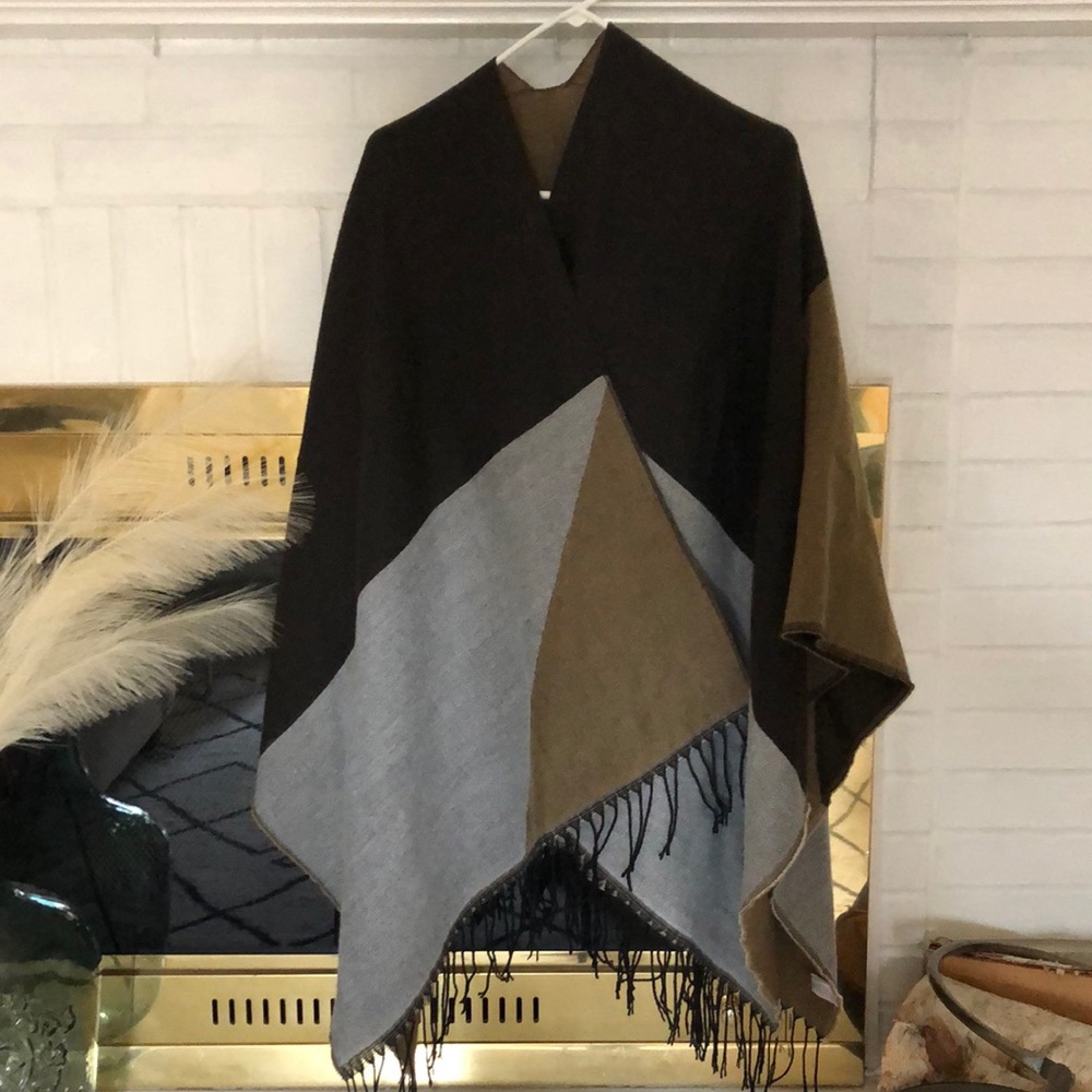 Reversible poncho